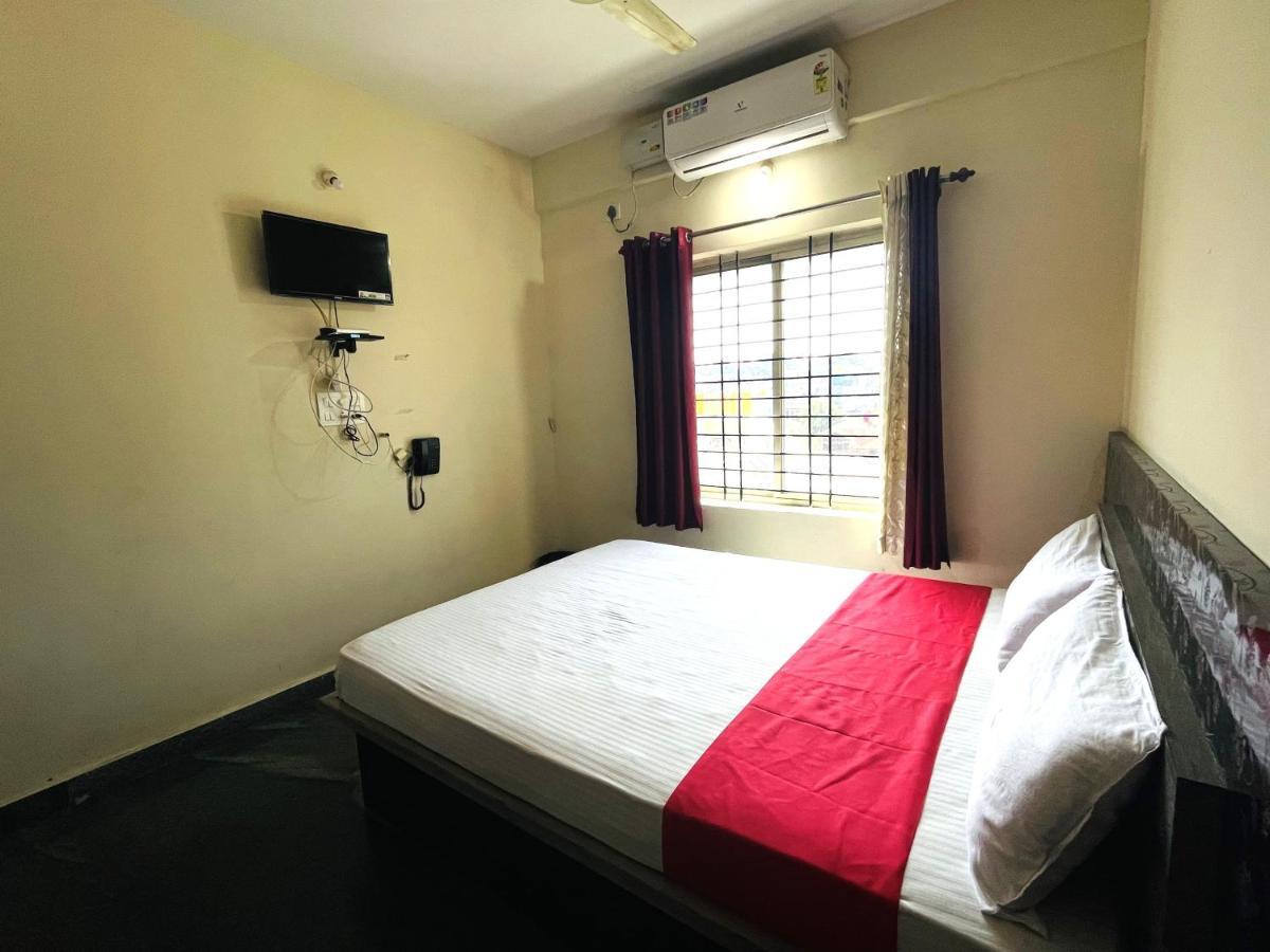 Crown Residency Hotel ไมซอร์ ภายนอก รูปภาพ