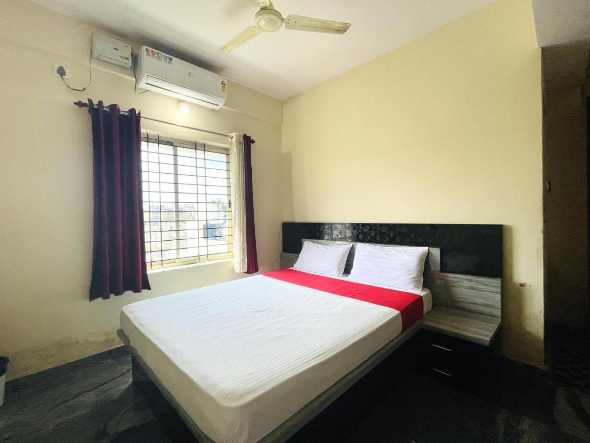 Crown Residency Hotel ไมซอร์ ภายนอก รูปภาพ