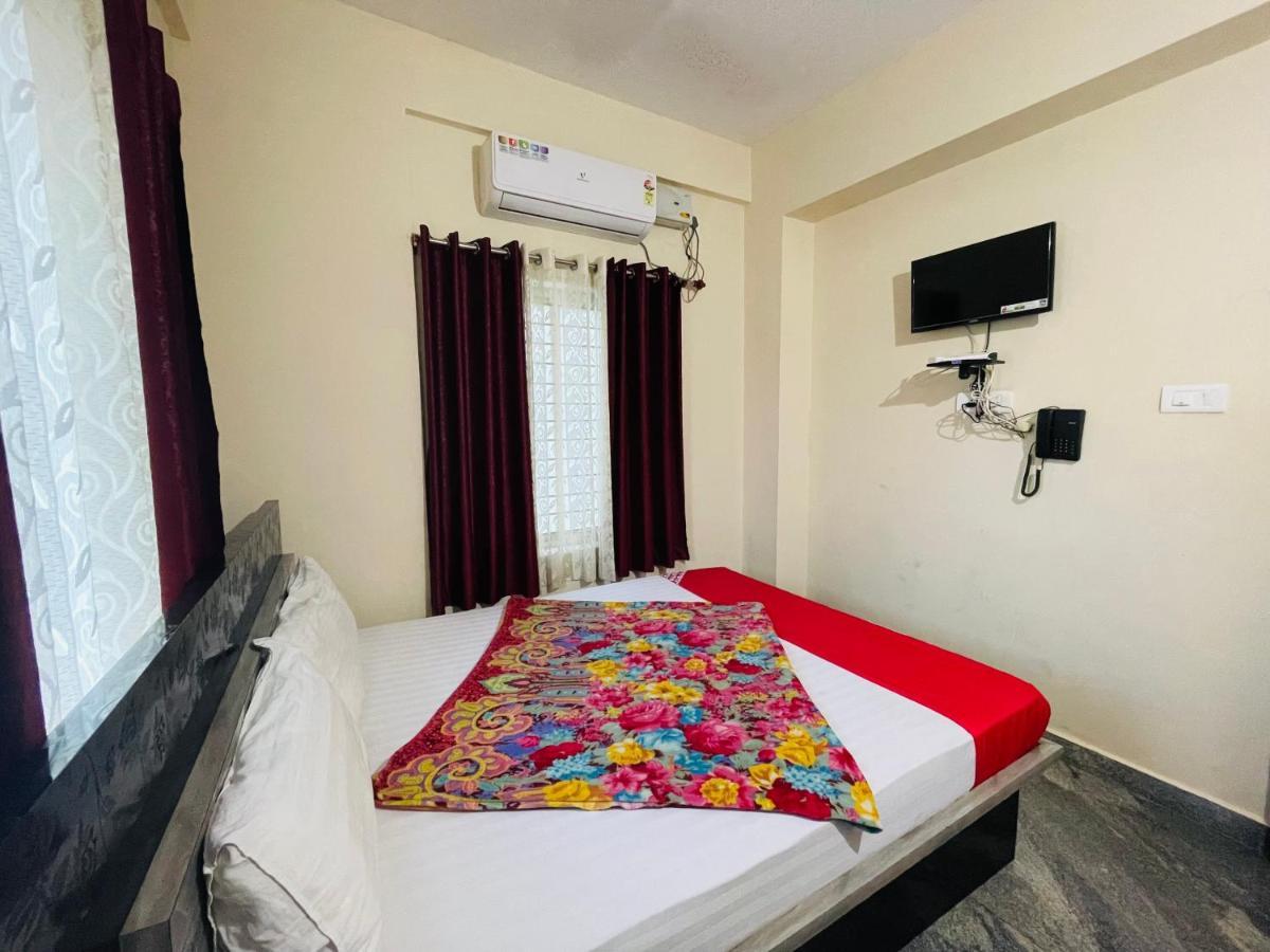 Crown Residency Hotel ไมซอร์ ภายนอก รูปภาพ